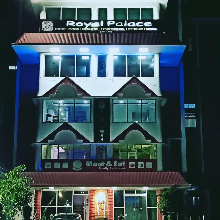 Royal Palace Hotel Guwahati Exterior foto